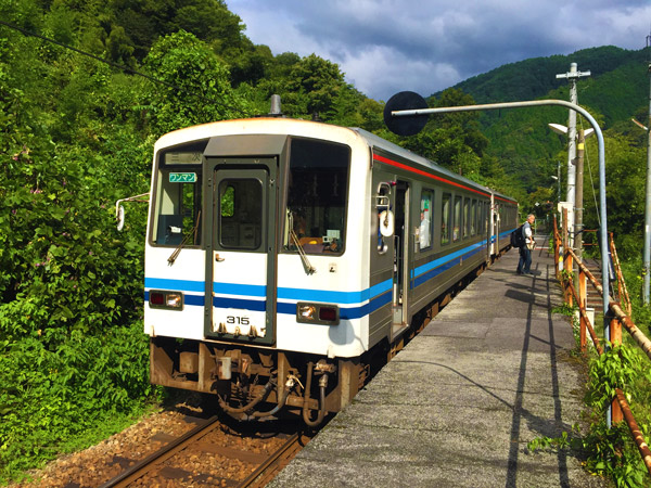 三江線長谷駅